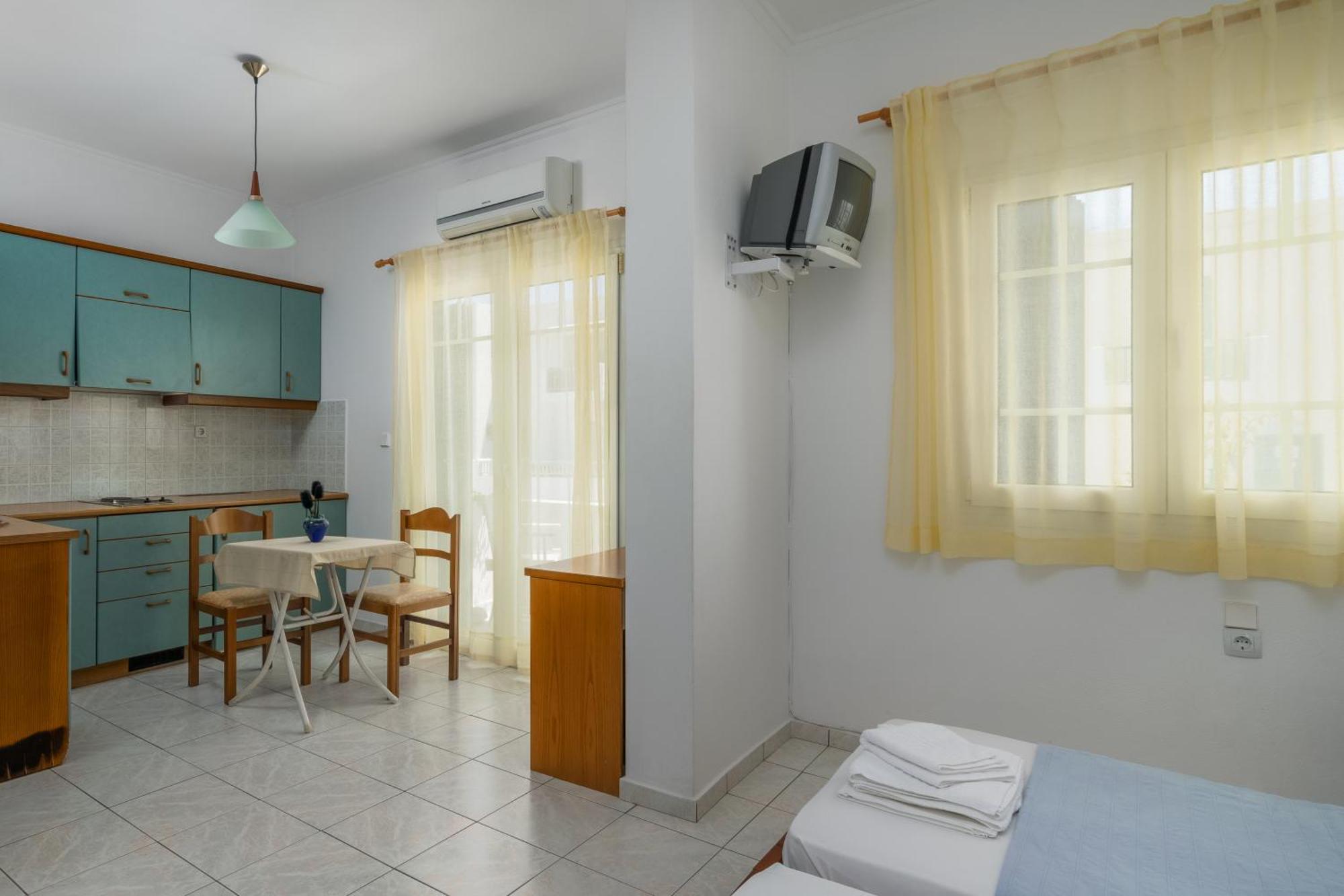 Apartment Tina's Adamantas (Milos)